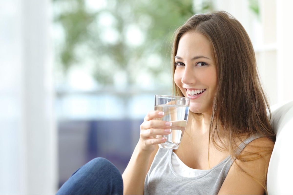uống đủ nước mỗi ngày
